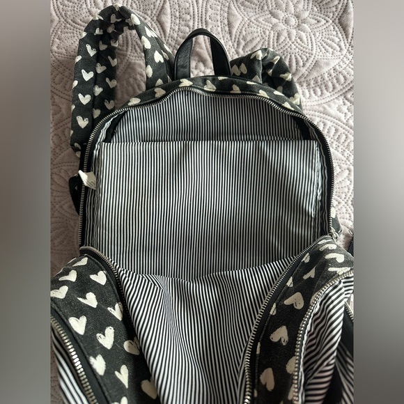 No Boundaries Black with white hearts Backpack - Picture 8 of 8